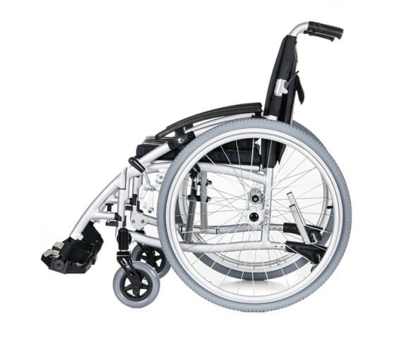 Báscula BVT para silla de ruedas con plataforma en aluminio, asas y ruedas.  Verificada CE